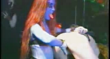 sex mỹ hot Người phụ nữ học cách làm tình bo chong nang dau sex với cặp vợ chồng mới cưới.