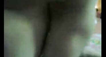 bú cu xxx Chết tiệt trong clip quay len một chiếc váy.